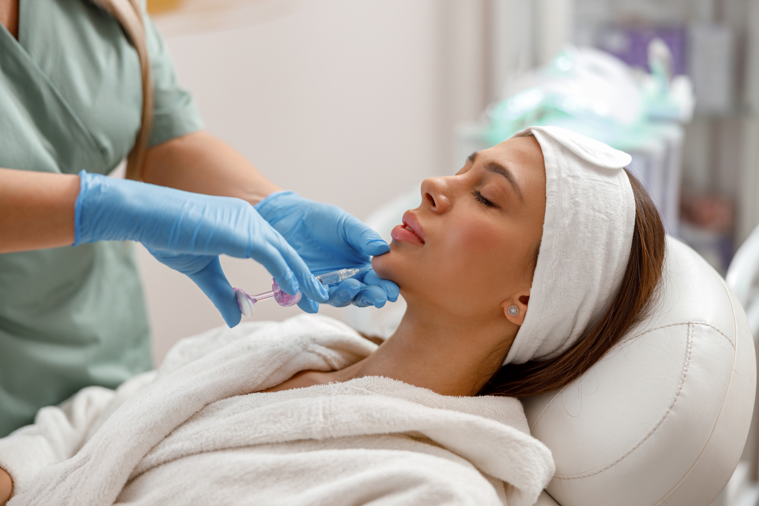 Why Experience Matters More Than Technology in Medical Aesthetics in Ottawa